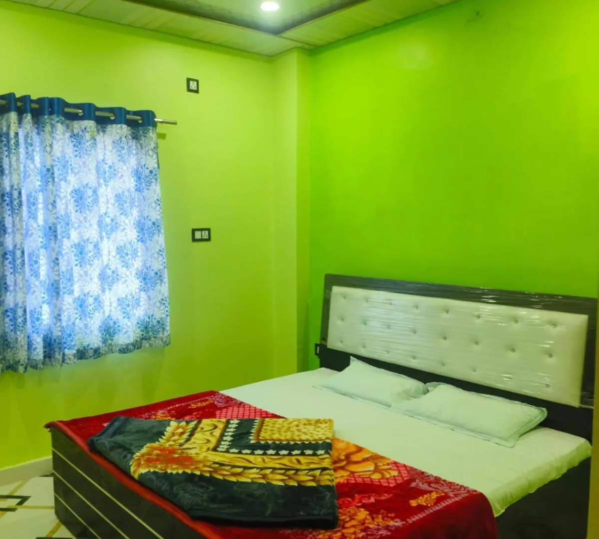 Herambh Paying Guest House Varanasi